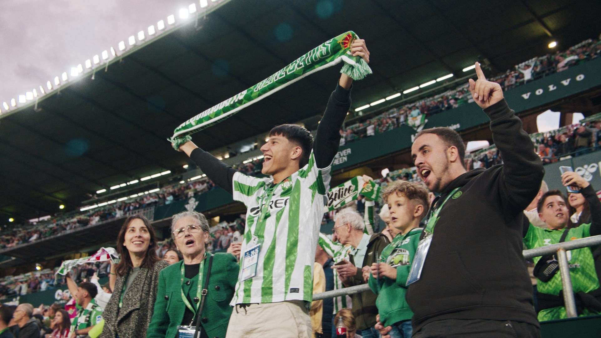 鉴湖人队传 鉴湖人队传