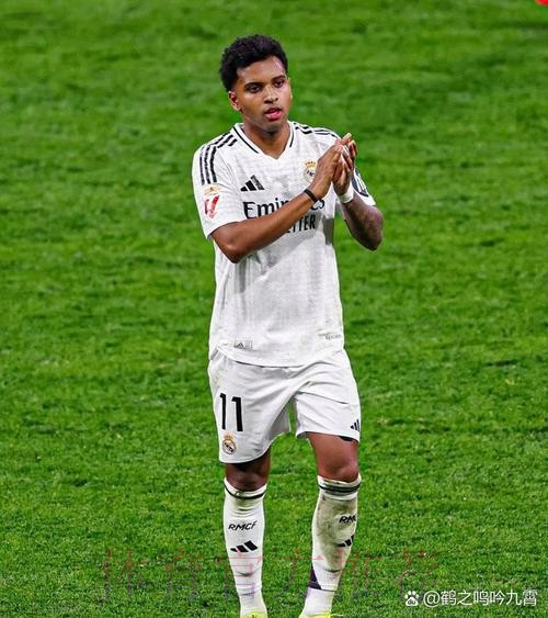 阿隆索:阿诺德准备好了首发 罗德里戈可能踢右路 阿隆索:阿诺德准备好了首发 罗德里戈可能踢右路